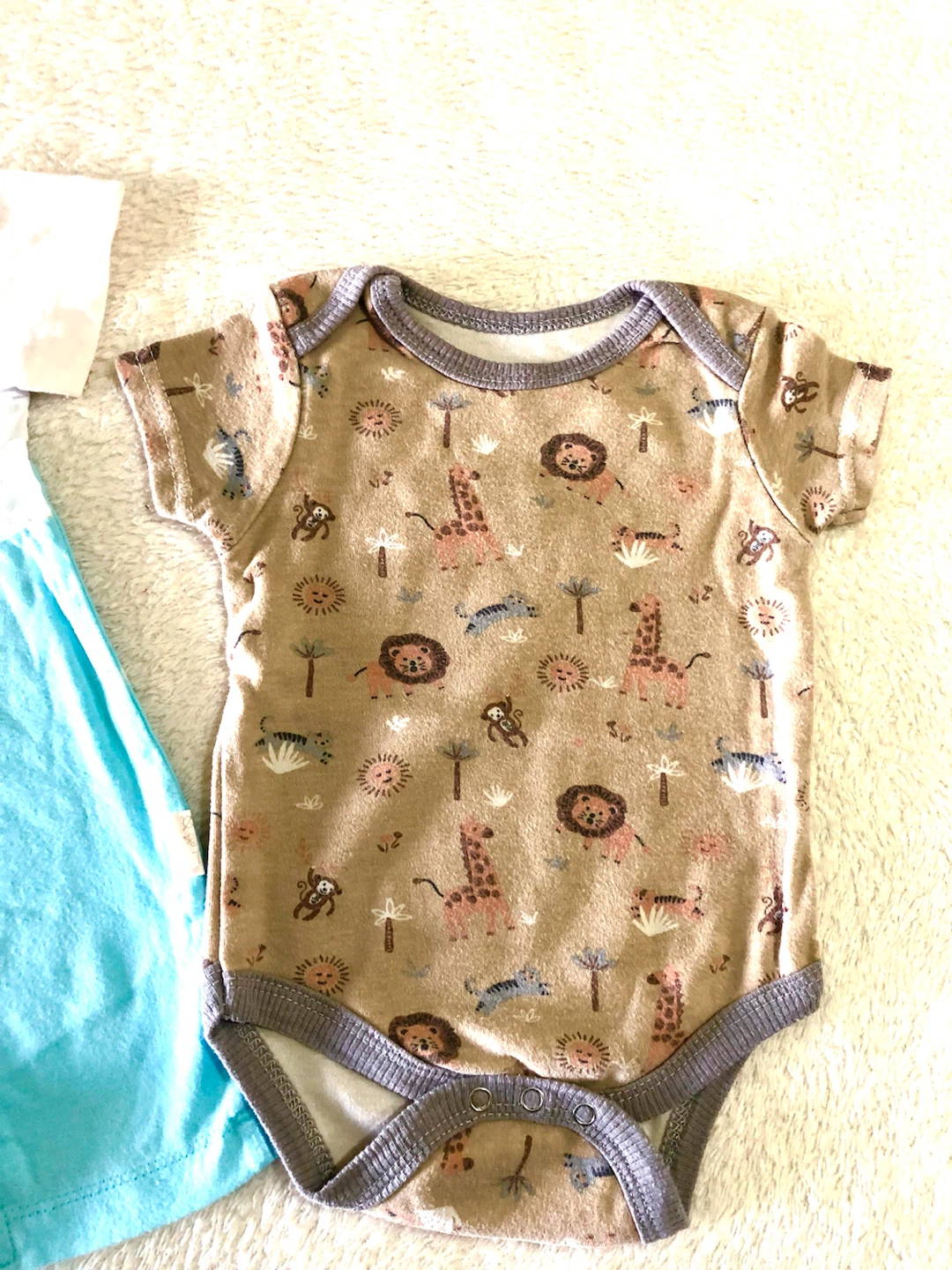 👶✨カイルアンドディーナ ベビー服 2点セット 3-6m🌟✨の写真3枚目