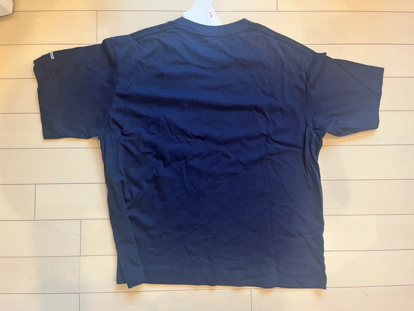 ユニクロ UT ディズニー プリンセス 半袖Tシャツ 紺 Mの写真3枚目