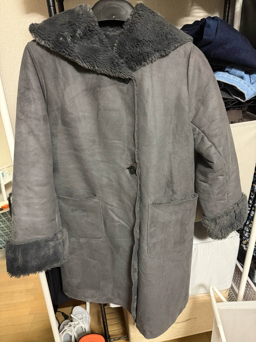 ジーユー フェイクムートンコート グレー Sサイズ
