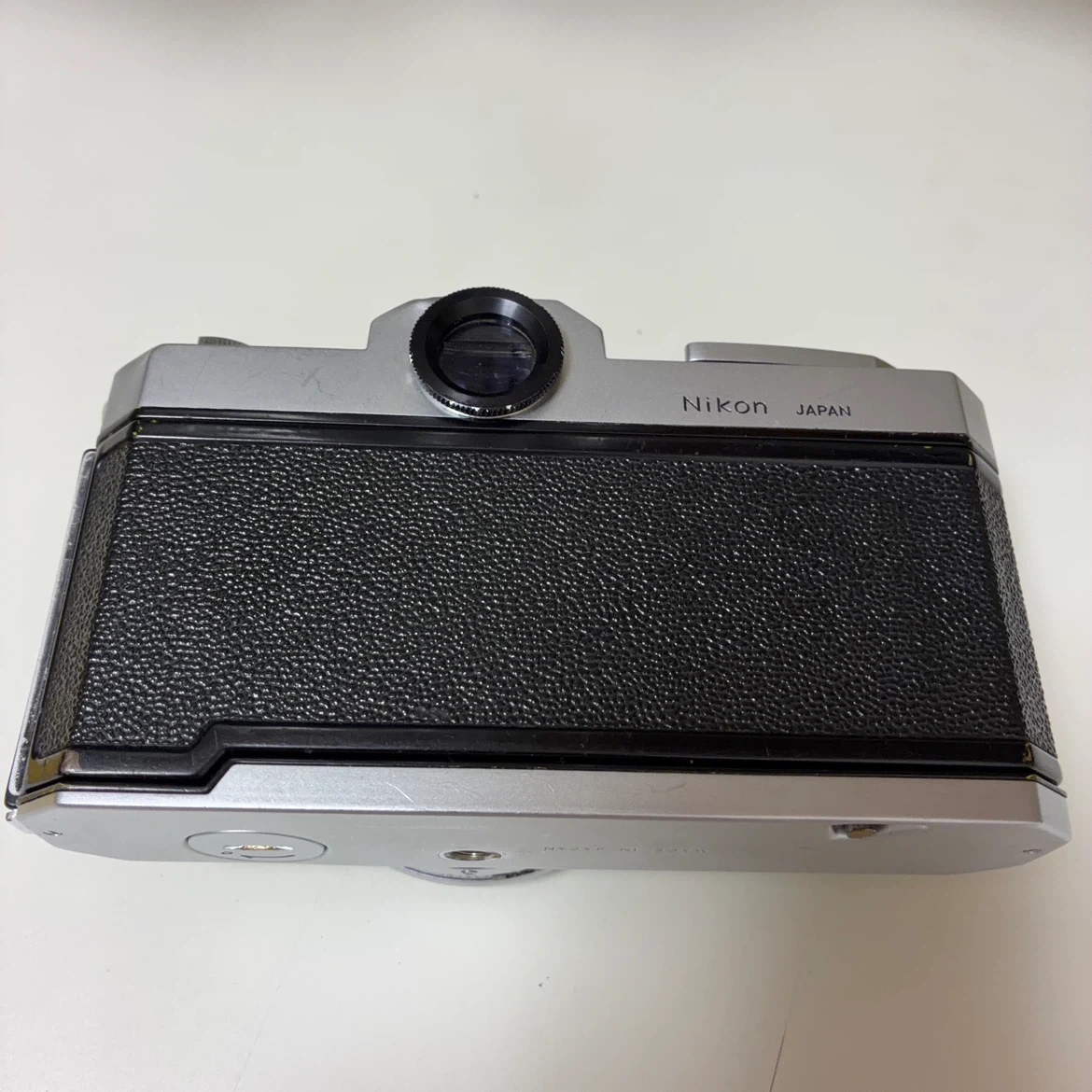 ニコン Nikomat FT フィルムカメラ(ボディ)の写真2枚目