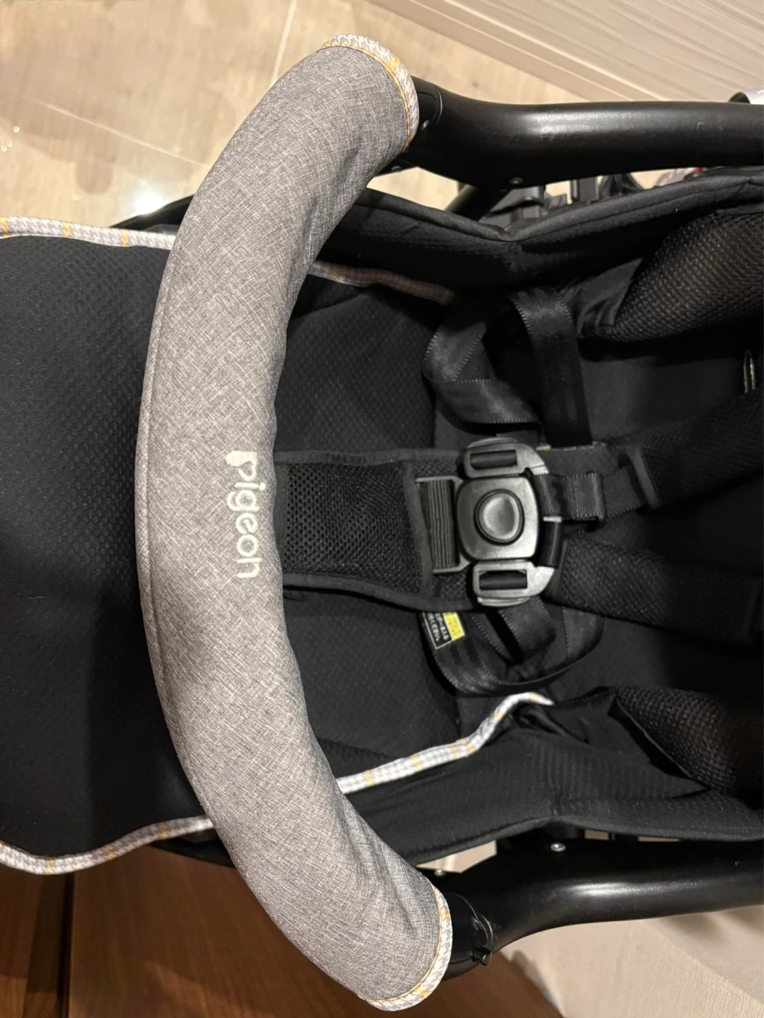 ピジョン ベビーカー グレーの写真4枚目
