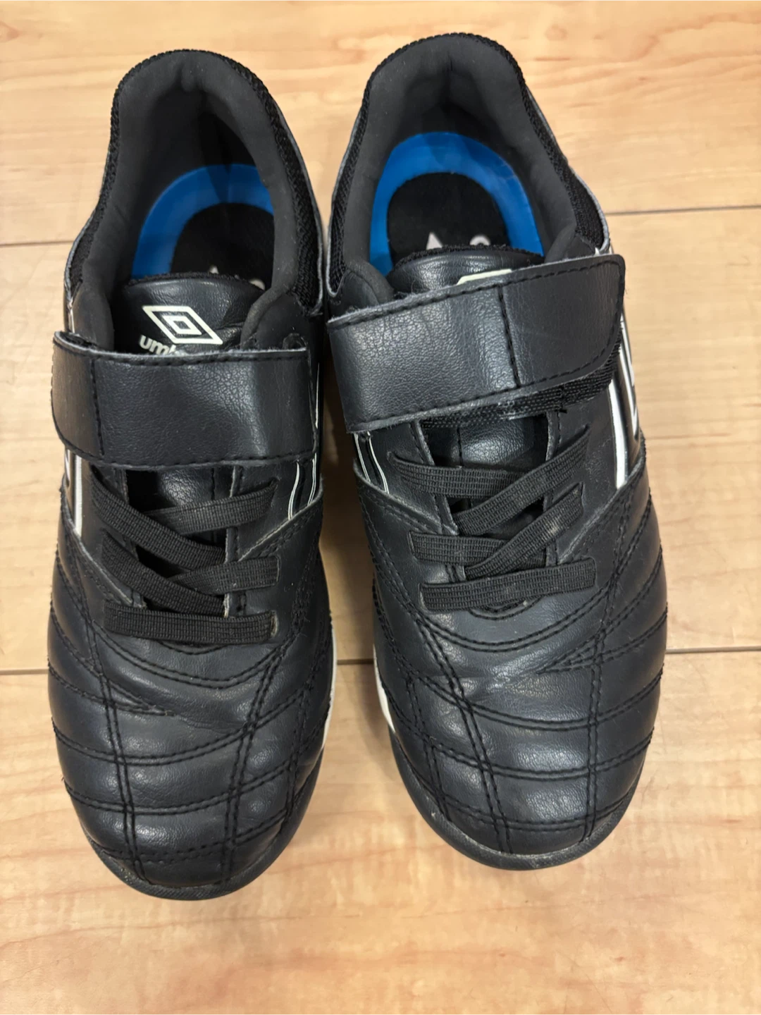 アンブロ サッカートレーニングシューズ 19cm