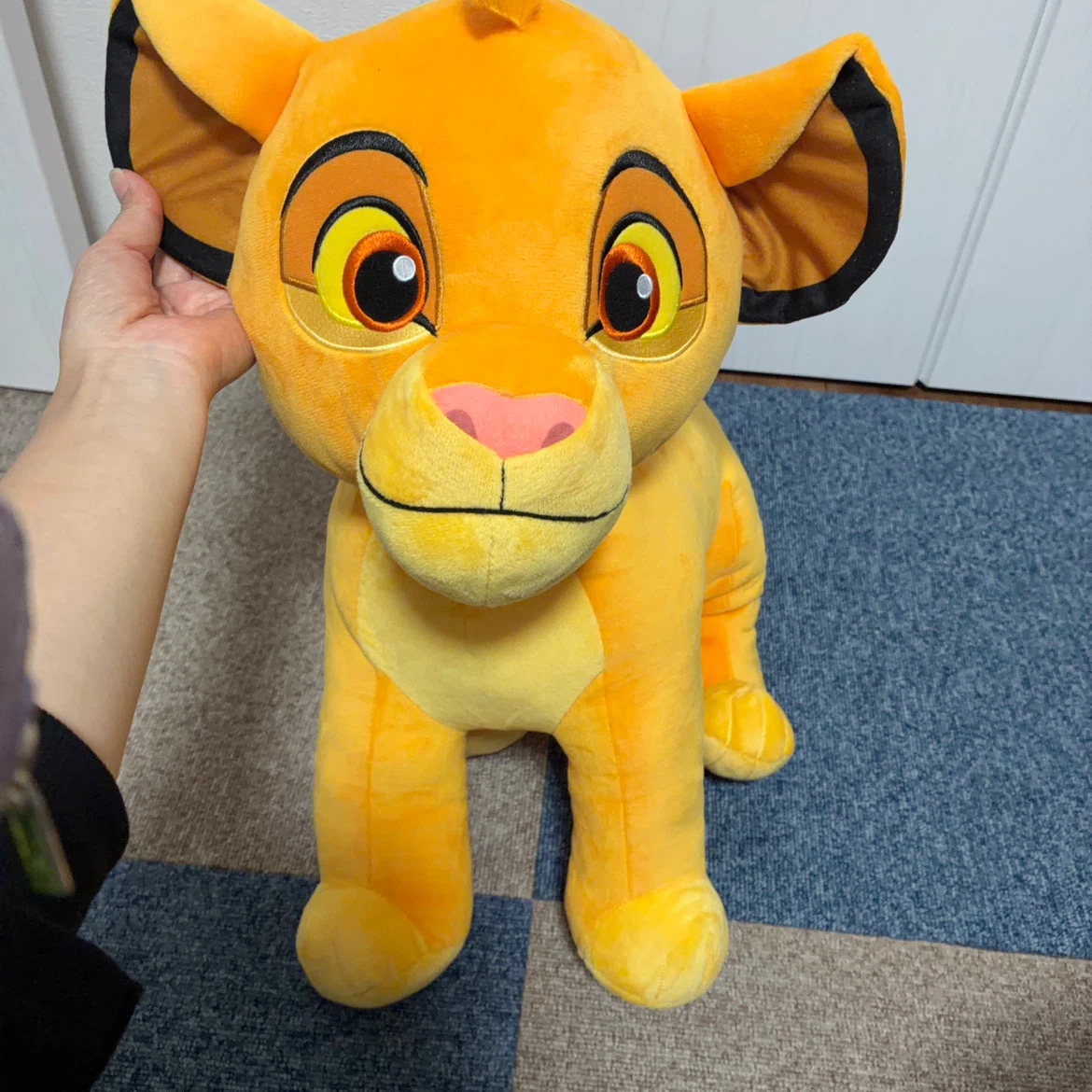 ディズニー ライオンキング シンバ ぬいぐるみの写真5枚目