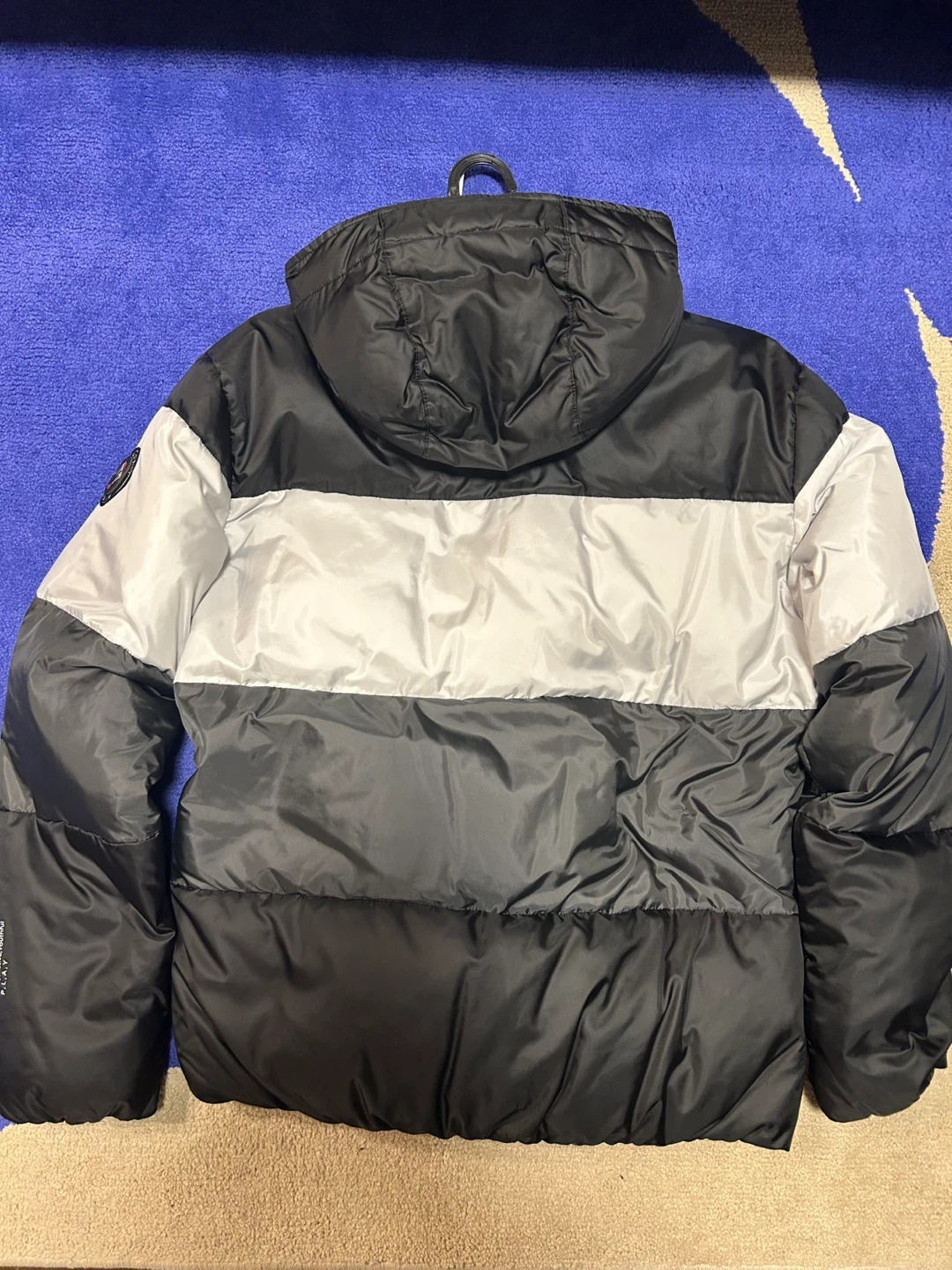 【美品★2WAY】VAGIIE バジエ フード付き ダウンジャケット 黒 46 (M)の写真2枚目