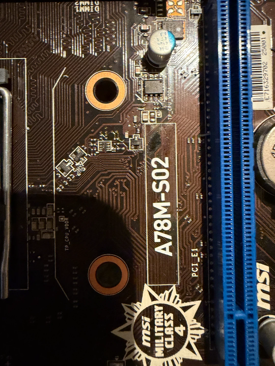 MSI マザーボード A78M-S02 CPU付の写真2枚目