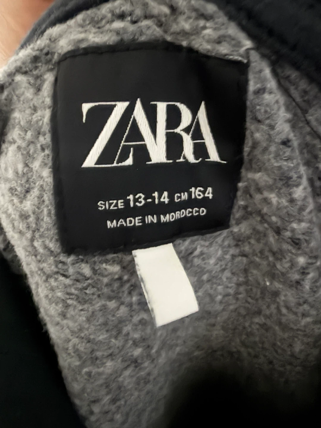 ZARA パーカー 黒の写真3枚目