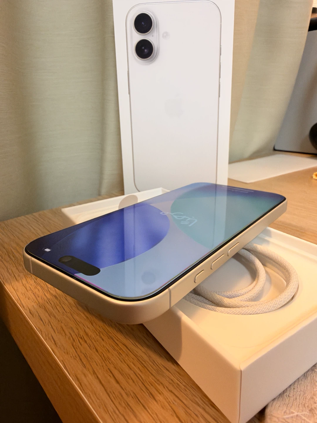 iPhone 17 256GB White | ほぼ新品・Like New | SIMフリー (Unlocked)の写真5枚目