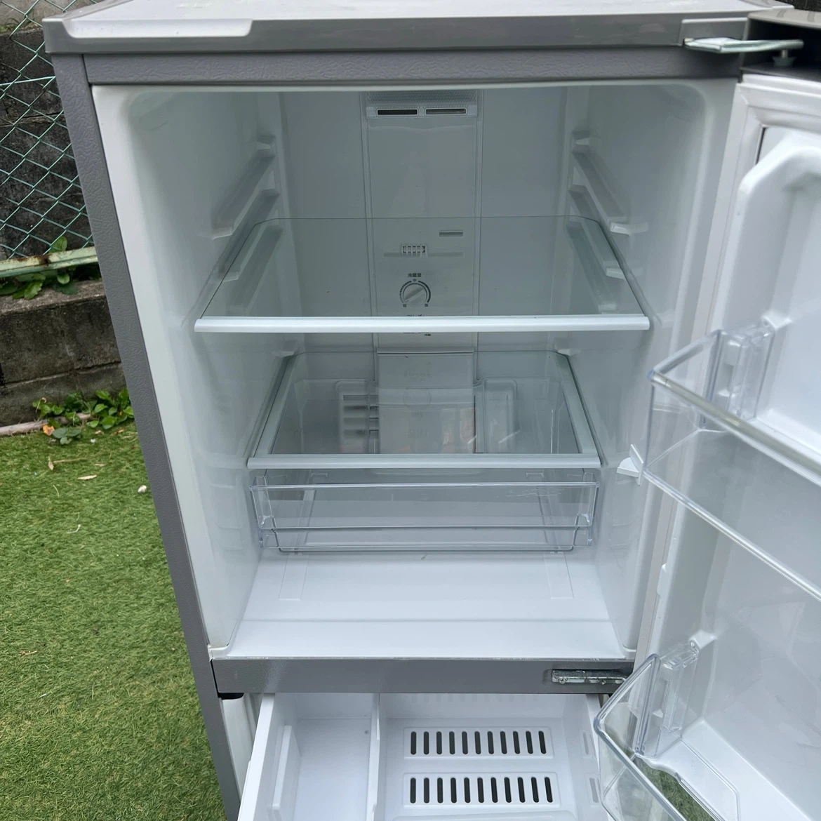 AQUA自動霜取り 126L 2ドア 冷蔵庫 2019年製の写真4枚目