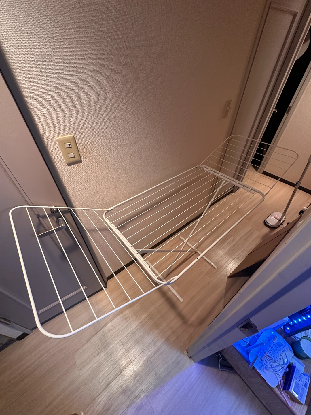IKEA MULIG 物干しスタンド 室内・屋外兼用 ホワイトの写真2枚目