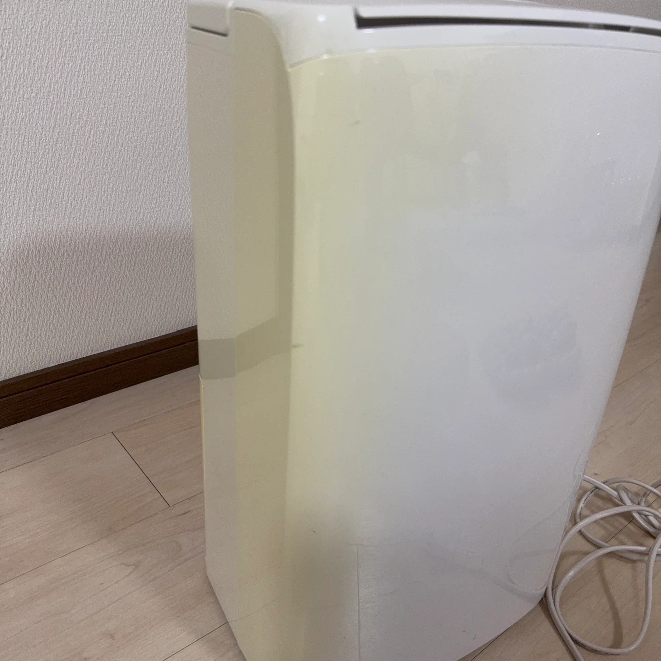 ベルソス コンプレッサー式除湿機 AR-30HCの写真6枚目