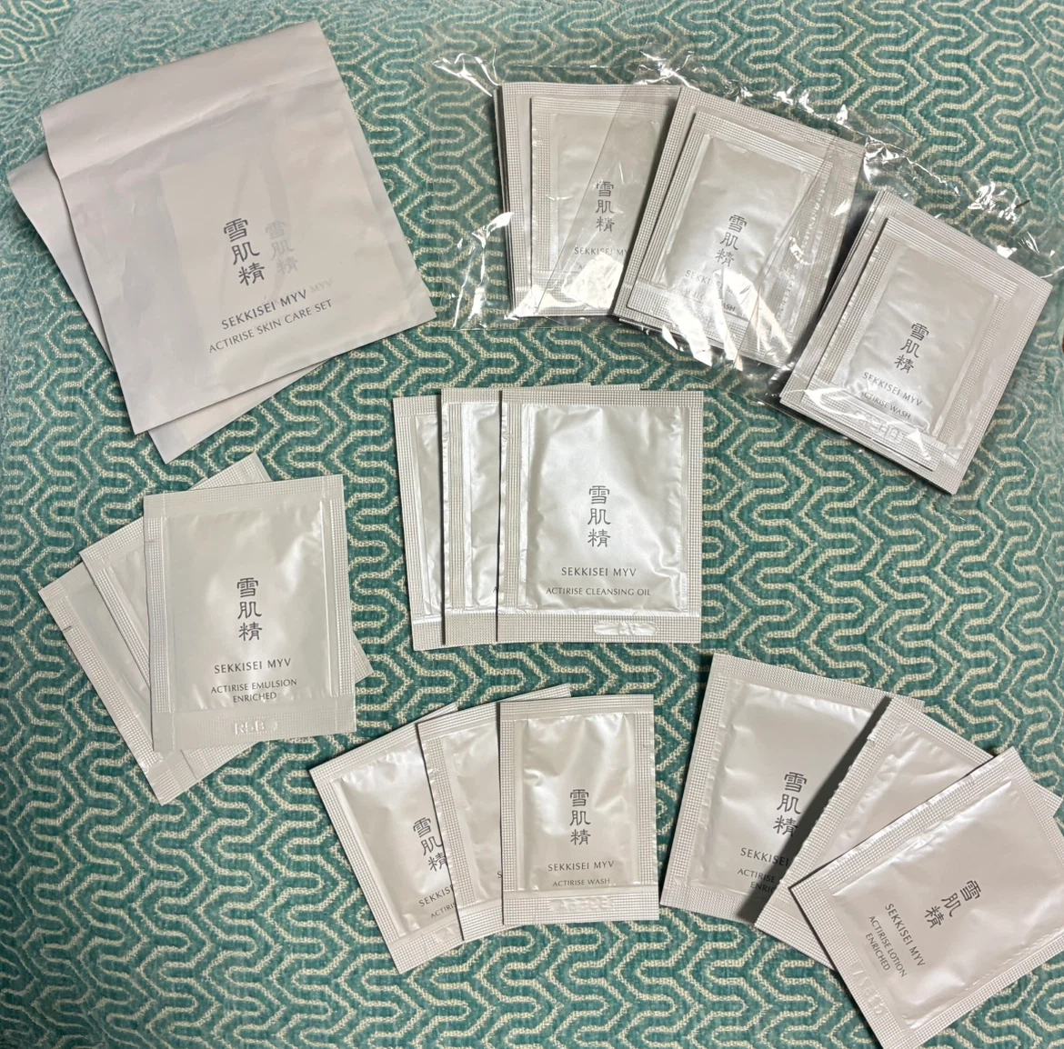 雪肌精 MYV アクティライズ スキンケアセット トラベル用