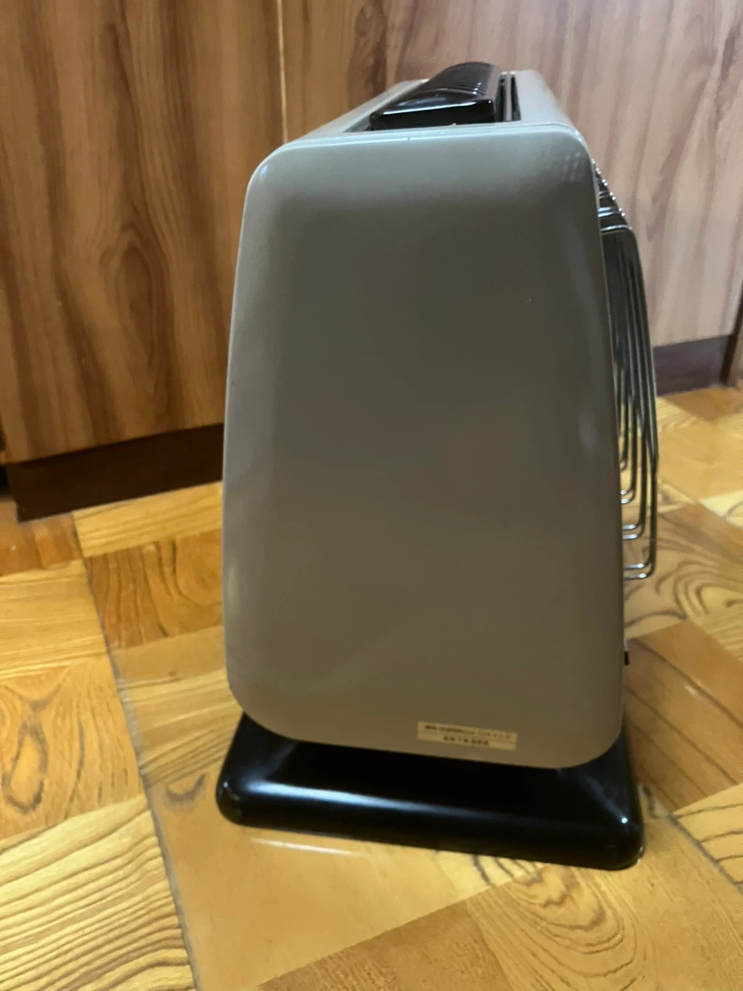 【点火確認済】昭和レトロ リンナイ ガス赤外線ストーブ R-611P-101 都市ガス用 ガスコード1.5m付きの写真3枚目