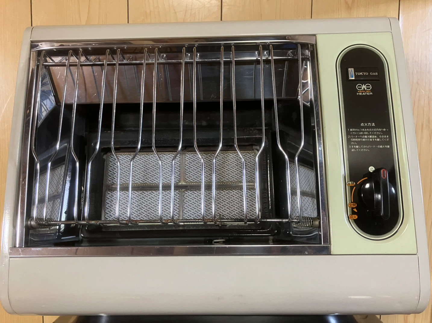 【点火確認済】昭和レトロ リンナイ ガス赤外線ストーブ R-611P-101 都市ガス用 ガスコード1.5m付きの写真8枚目