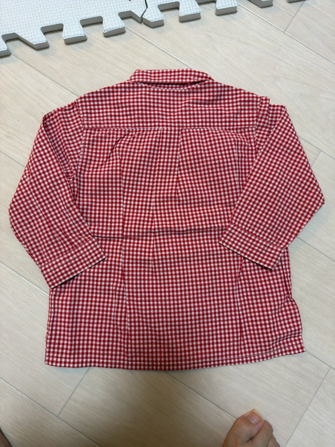 美品☆ミキハウス ギンガムチェック柄 シャツ 赤の写真2枚目