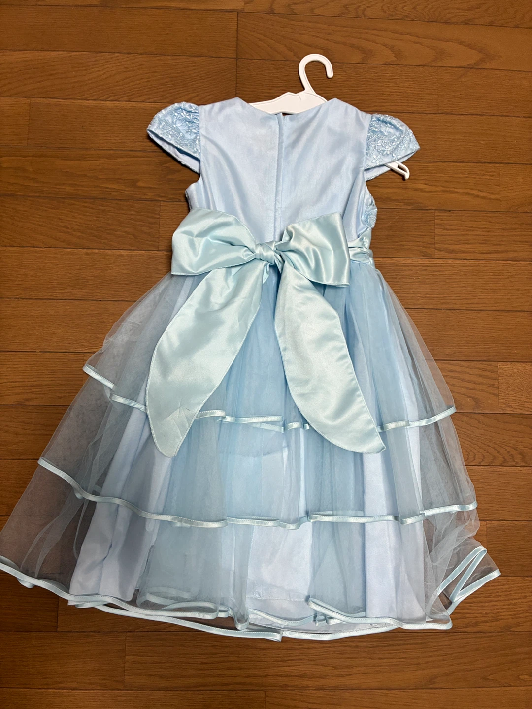 マザウェイズ　子供用 ドレス ライトブルー130cmの写真5枚目