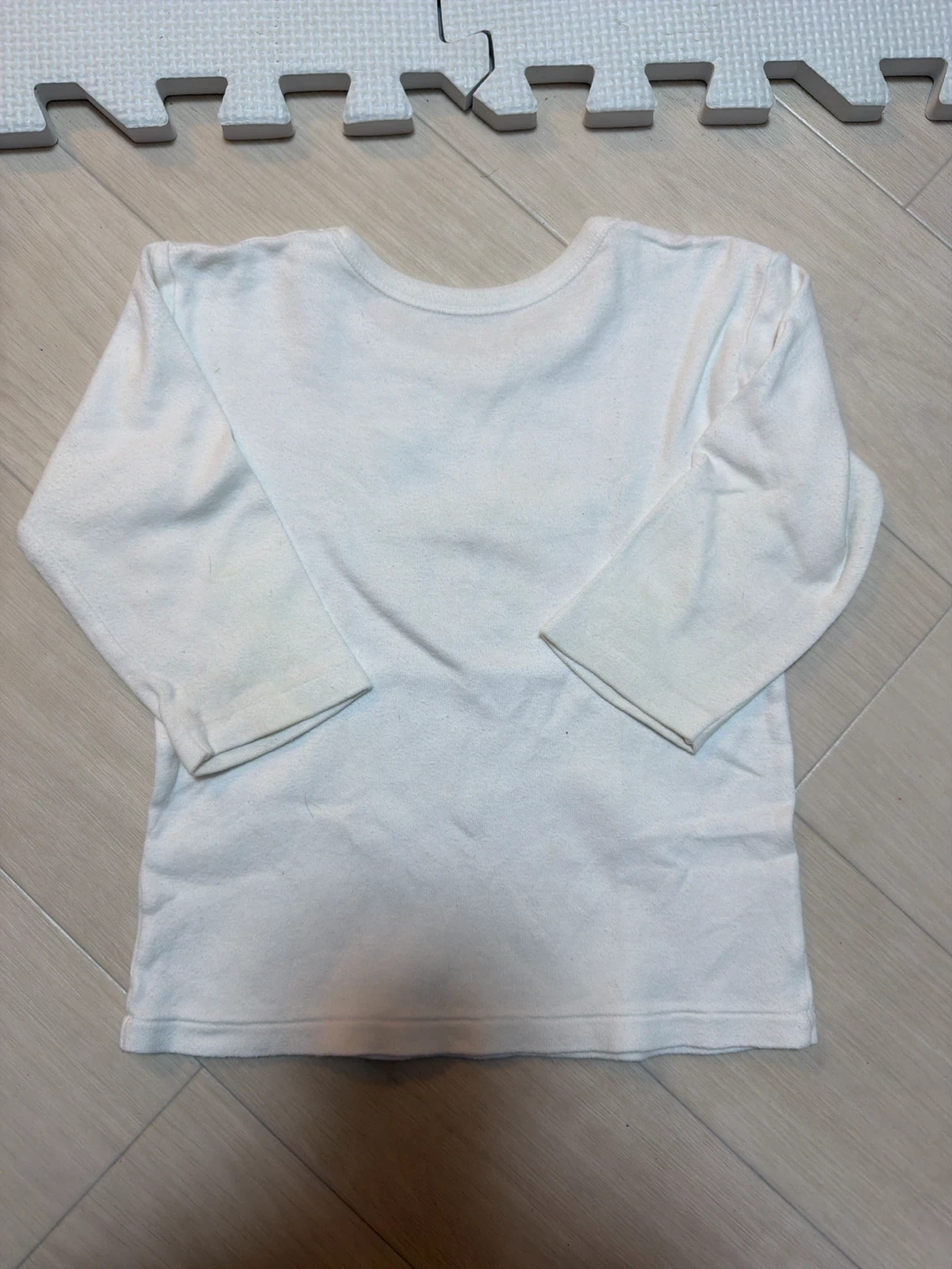 良品☆スマイル柄 長袖Tシャツ 90cmの写真2枚目