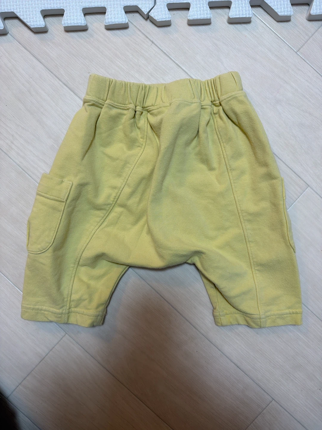 美品☆しなぷしゅ 子供用 ハーフパンツ 90cm 黄色の写真2枚目