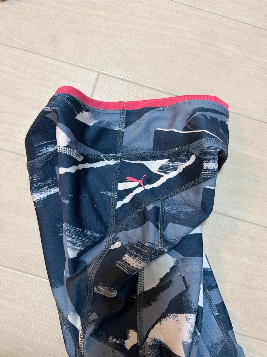 美品☆プーマ キッズ パンツ 120cmの写真3枚目
