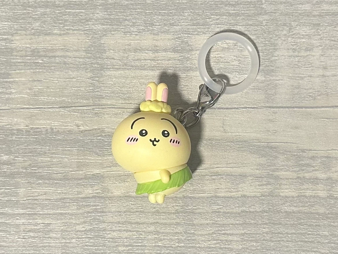 映画ちいかわ うさぎ チャーム