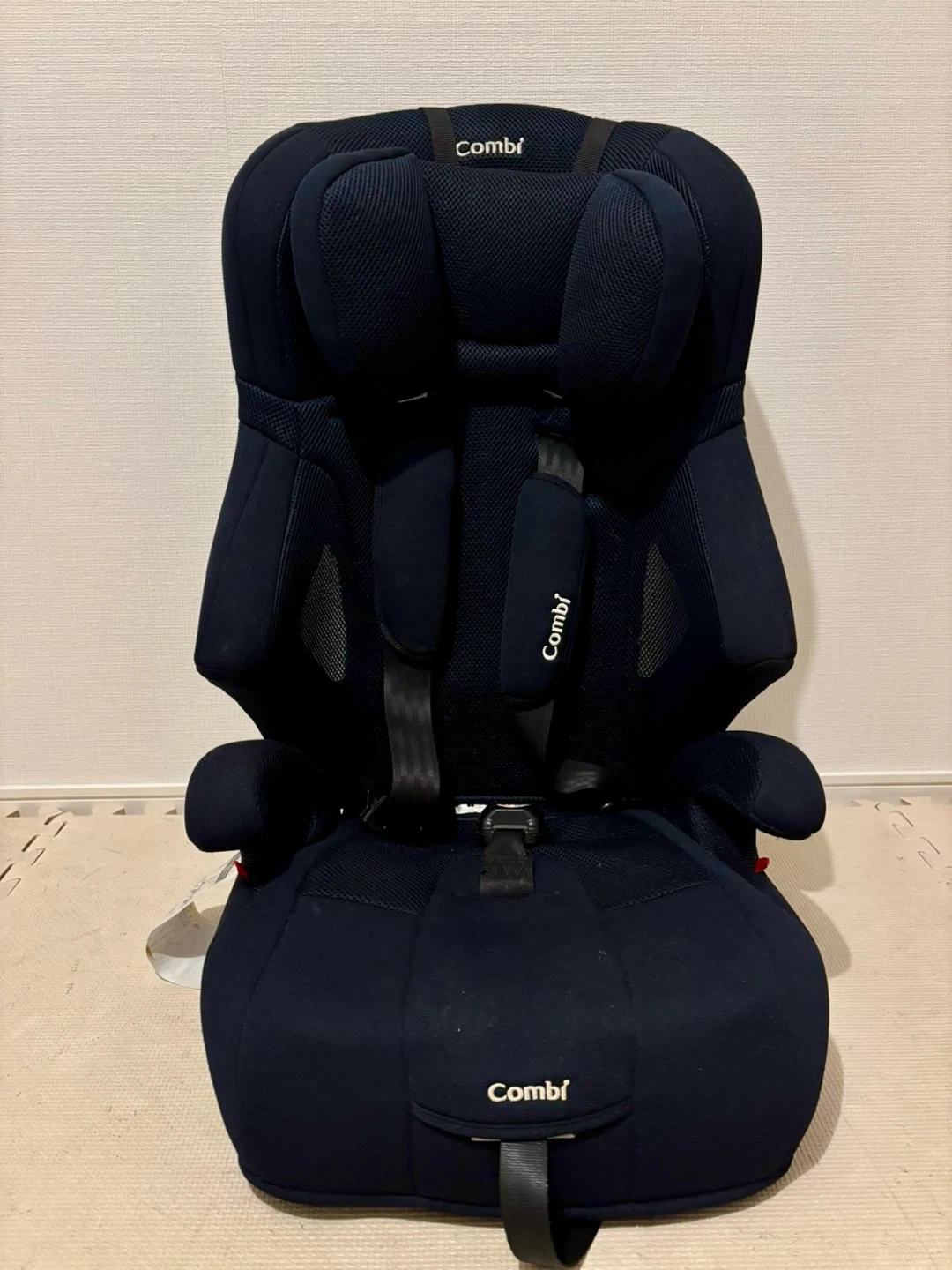コンビ チャイルドシート ジョイトリップ