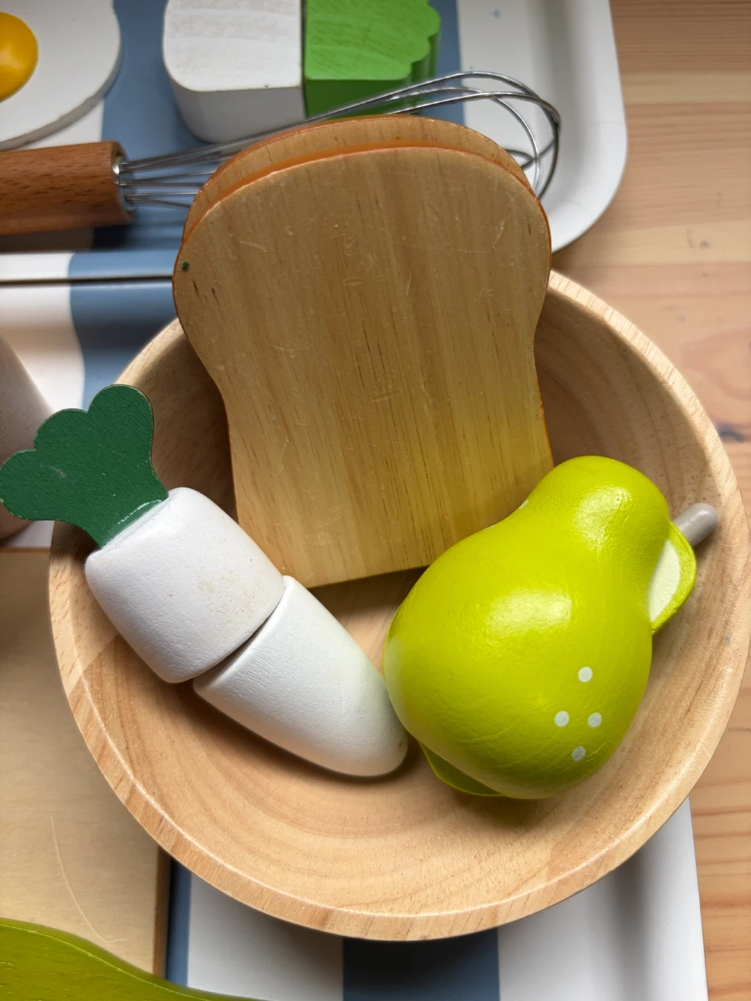 木製おままごとセット 食材・調理器具の写真2枚目