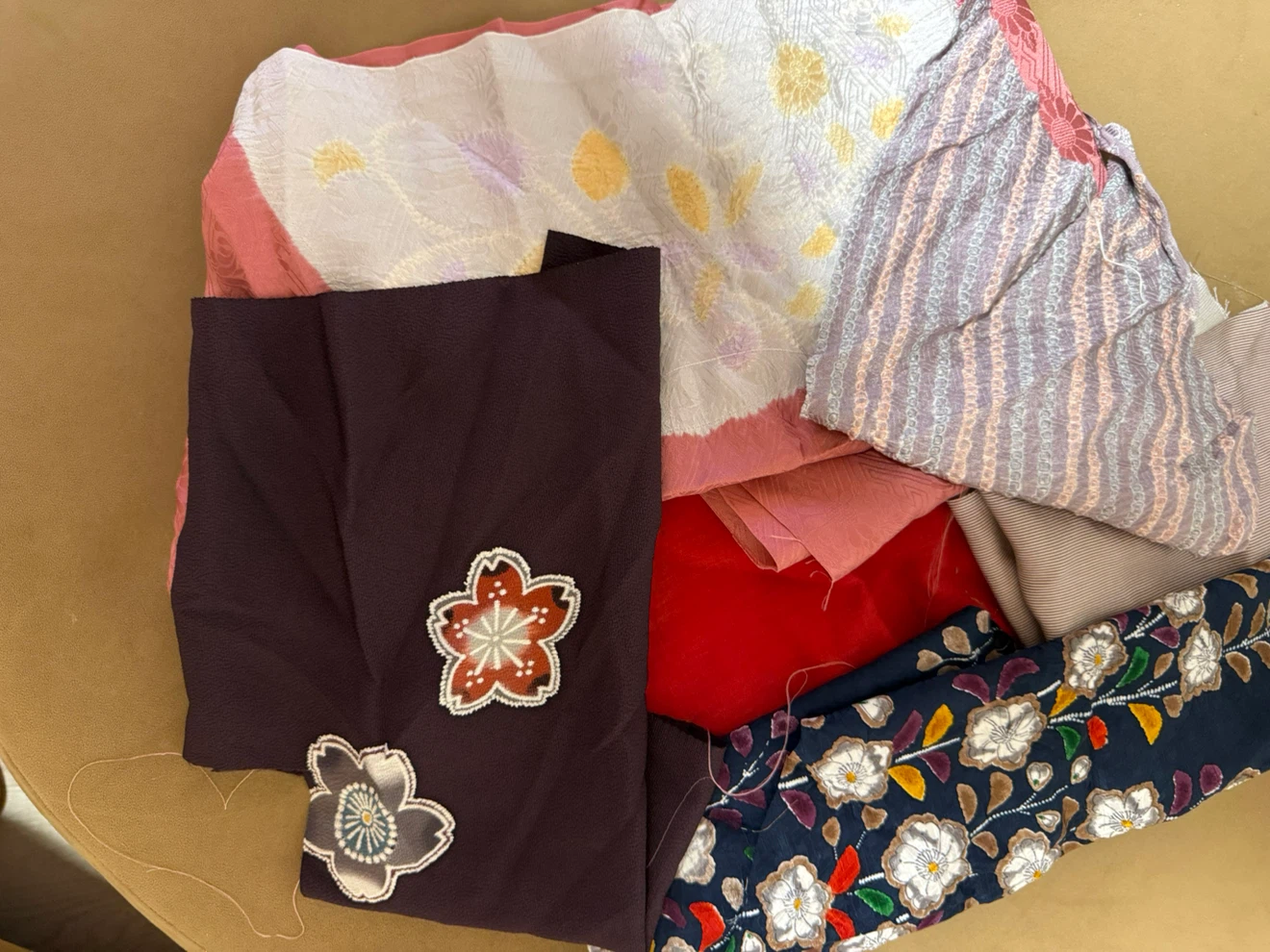 着物 生地 ハギレ まとめ売り 多数セットの写真5枚目