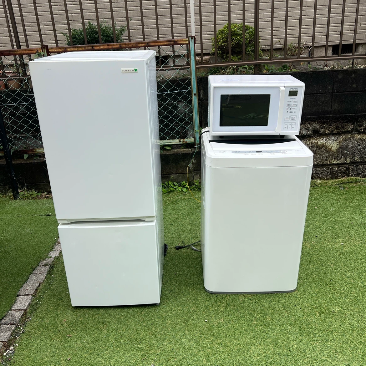 家電3点セット　オーブンレンジ・冷蔵庫・洗濯機　自動霜取り機能付き