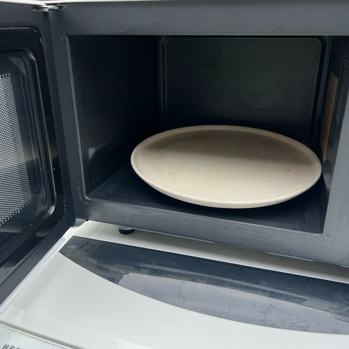 家電3点セット　オーブンレンジ・冷蔵庫・洗濯機　自動霜取り機能付きの写真6枚目