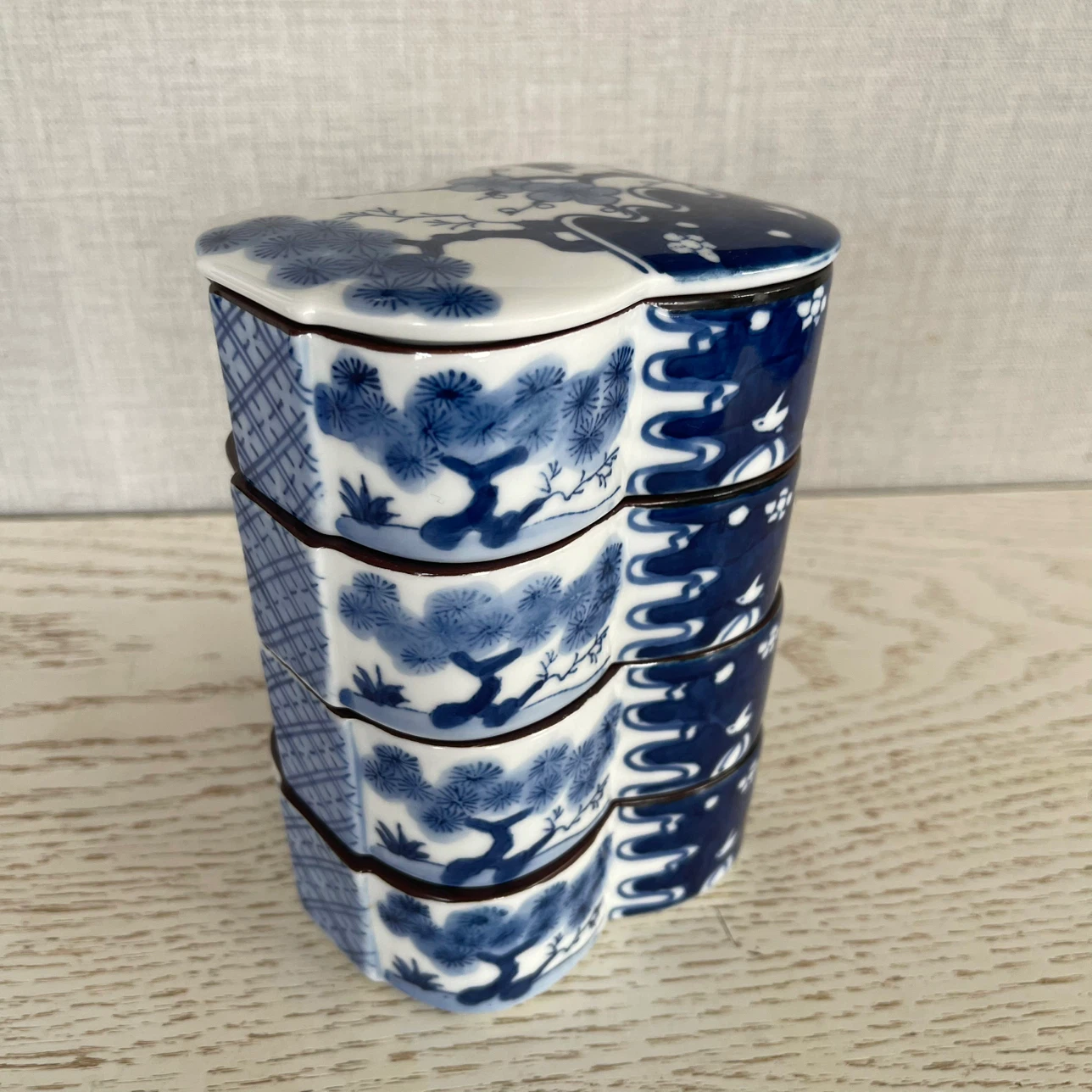 和食器 染付 ひょうたん型重ね小鉢4段 陶器