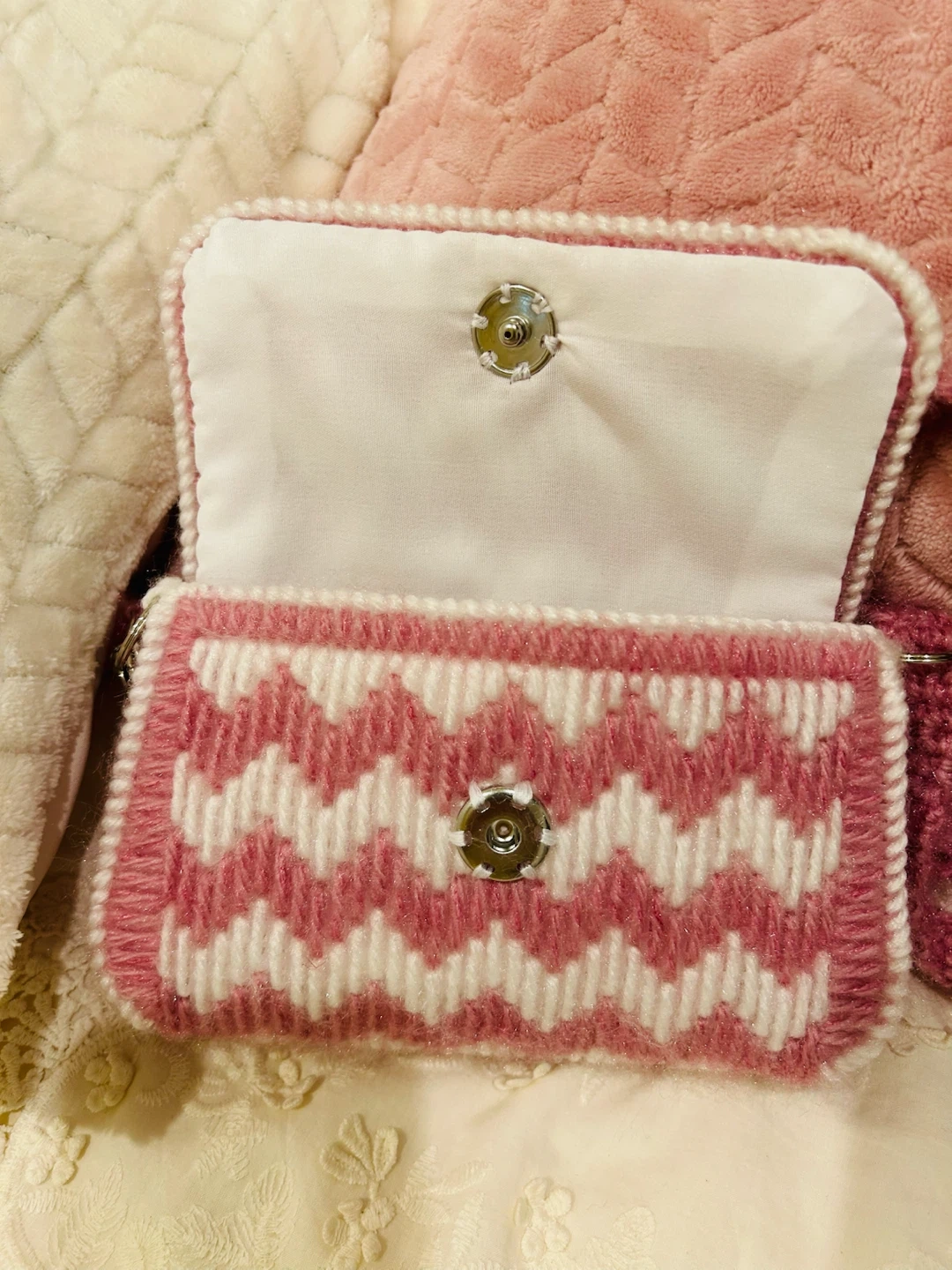 ハンドメイド ショルダーバッグ ピンクの写真3枚目