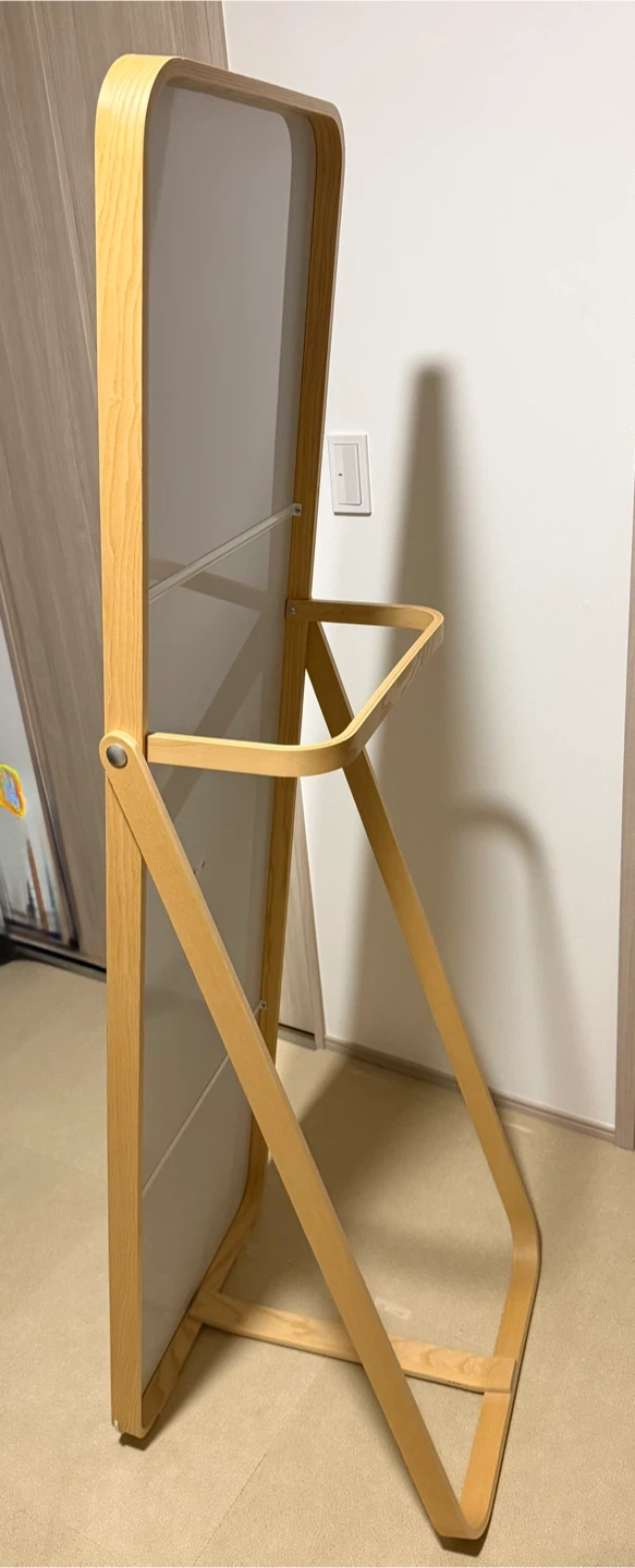IKEA イコルネス IKORNNES 全身鏡 スタンドミラーの写真2枚目