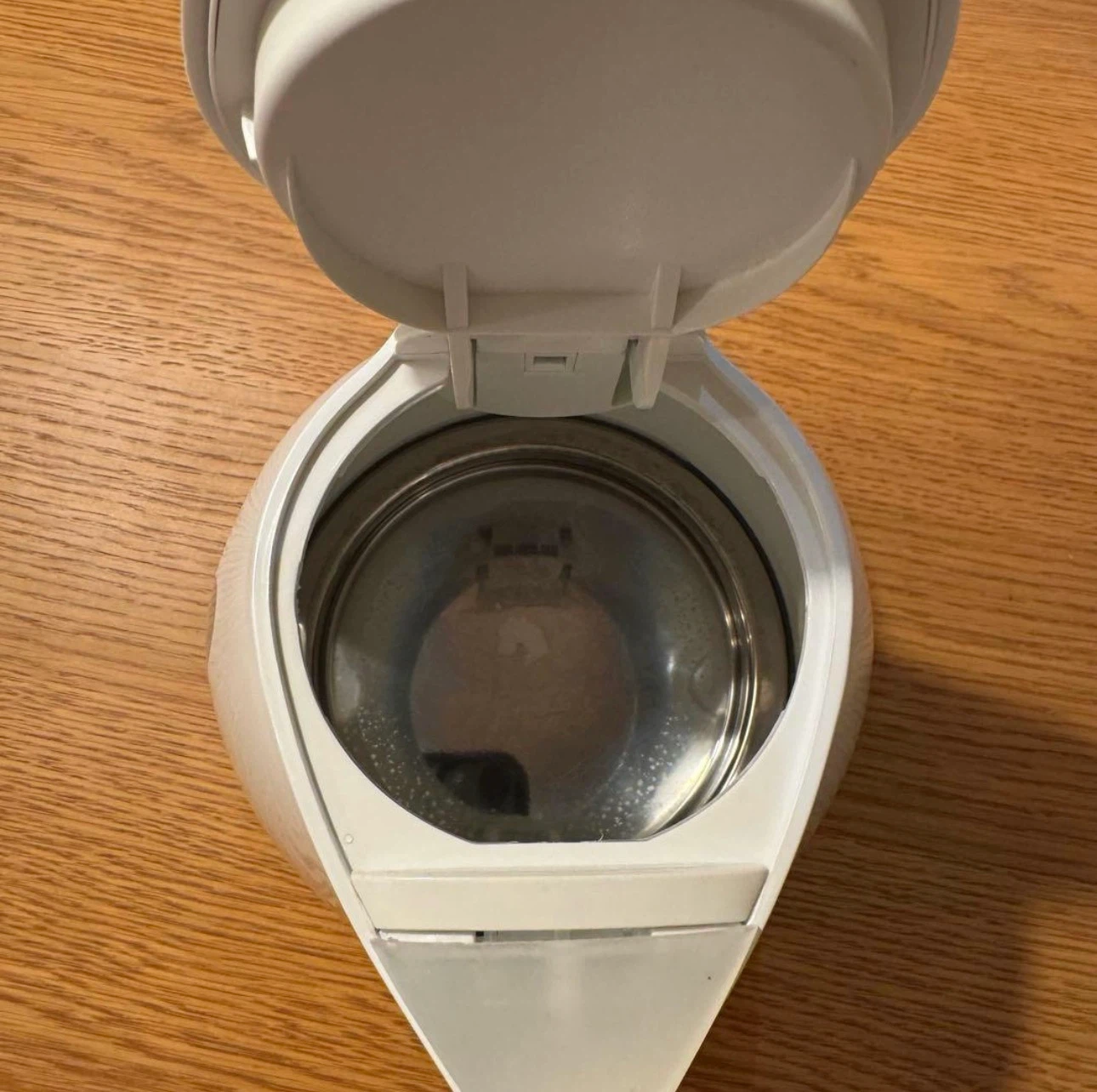 ティファール 電気ケトル アプレシア プラス 0.8Lの写真2枚目