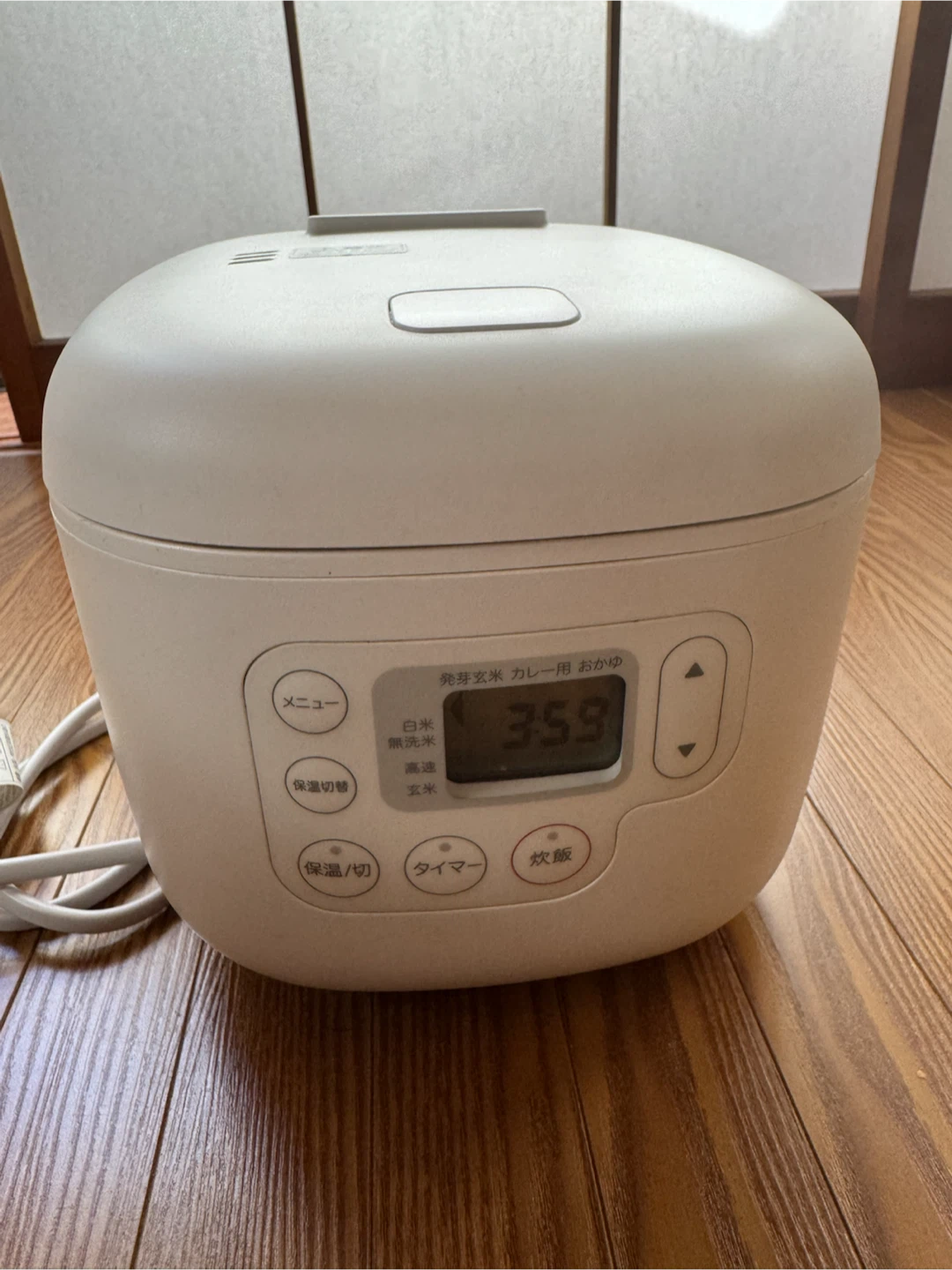 無印良品 炊飯器 2024年製 3合 MJ-RC3A3の写真3枚目