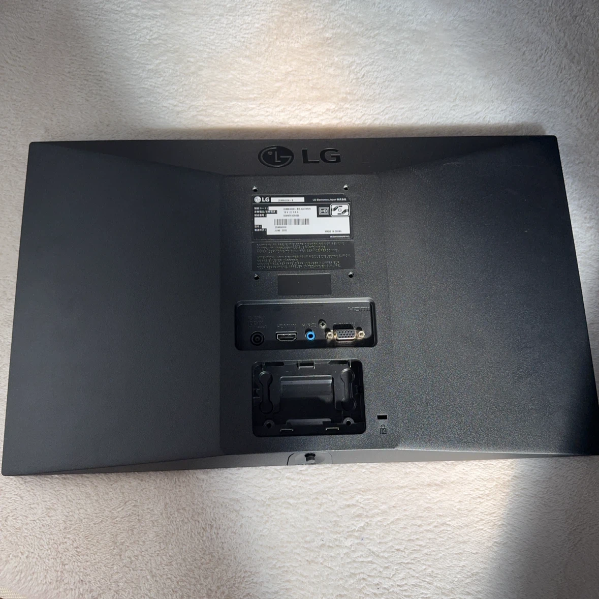 LG 液晶モニター 20MK400H-B (ジャンク品)の写真2枚目