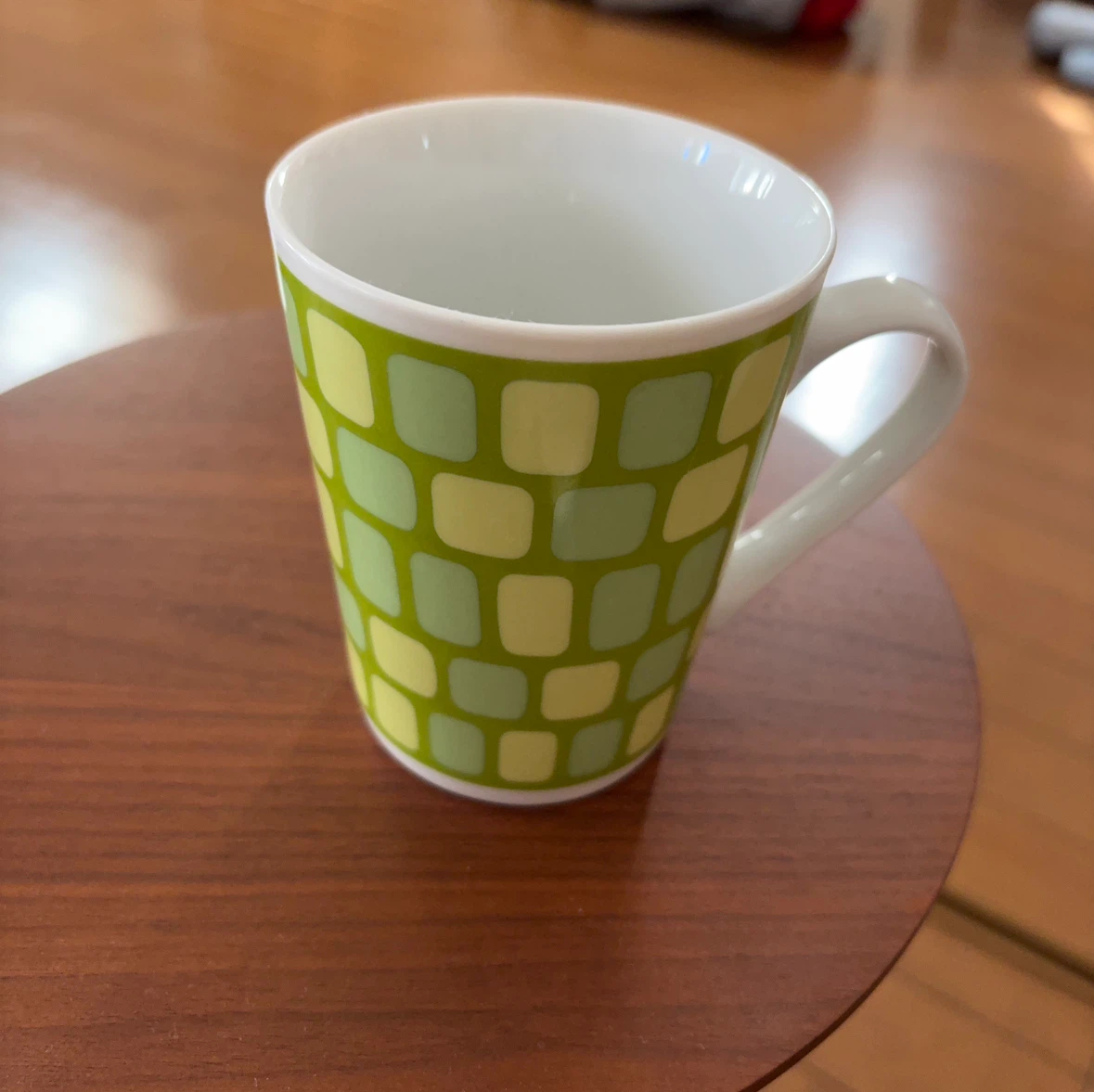 幾何学模様 マグカップ グリーン