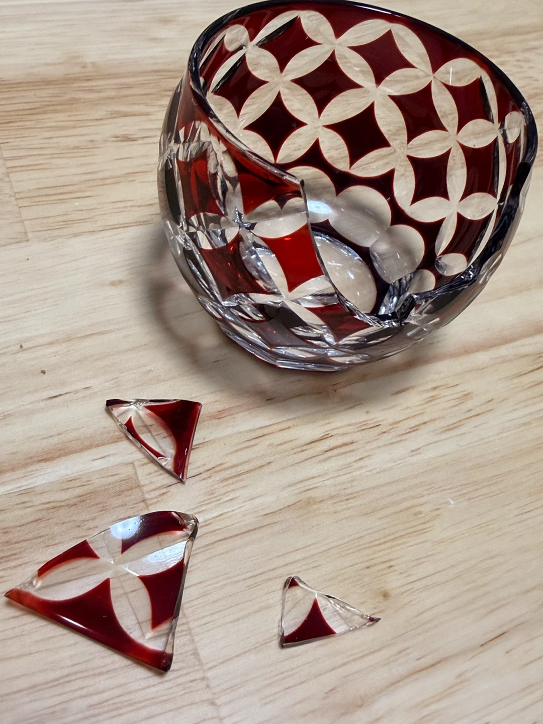 金継ぎ用　江戸切子 ぐい呑み 破損品