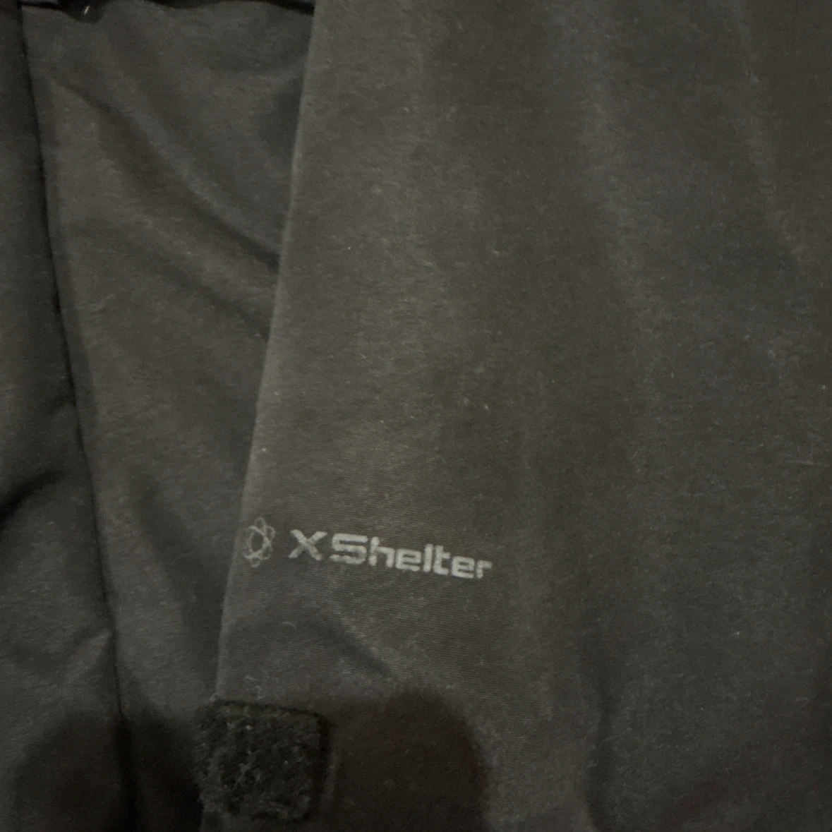 ワークマン XShelter ダウンコート　ブラック Lの写真2枚目