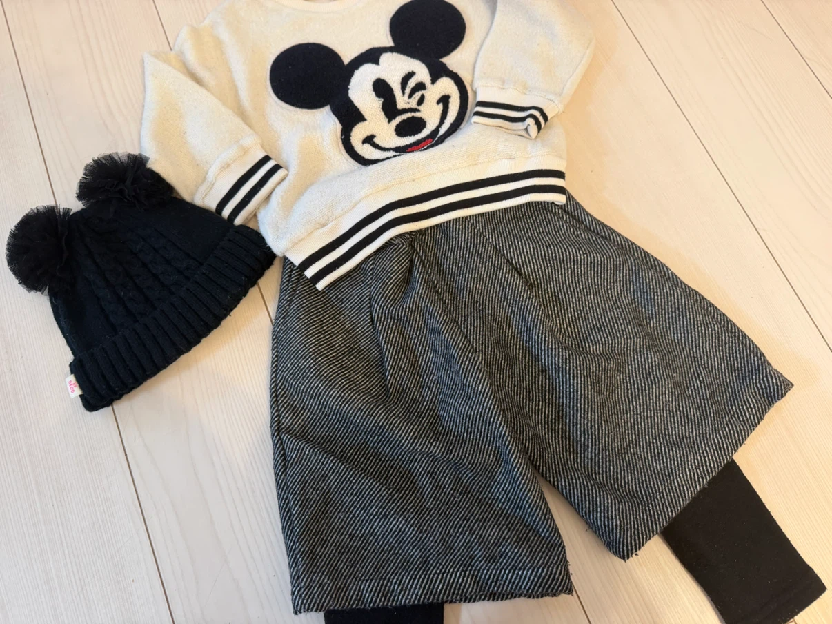 ミッキー・ミニー 子供服セット 3点帽子付きの写真3枚目