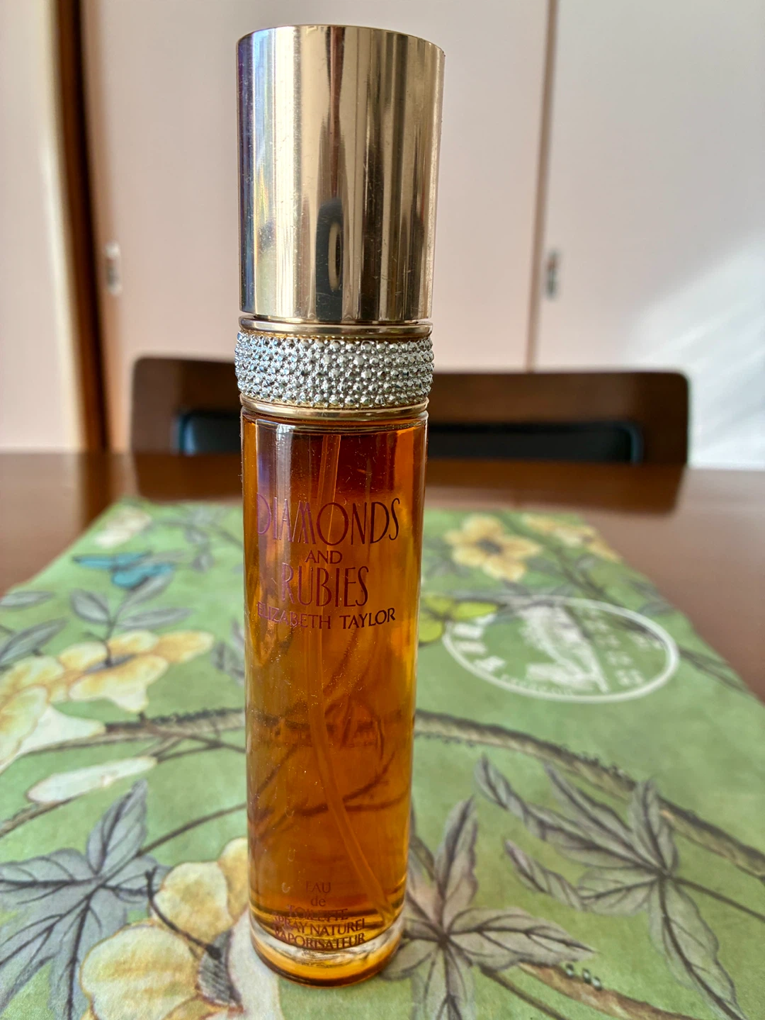エリザベス・テイラー ダイアモンド＆ルビー EDT 50ml 香水