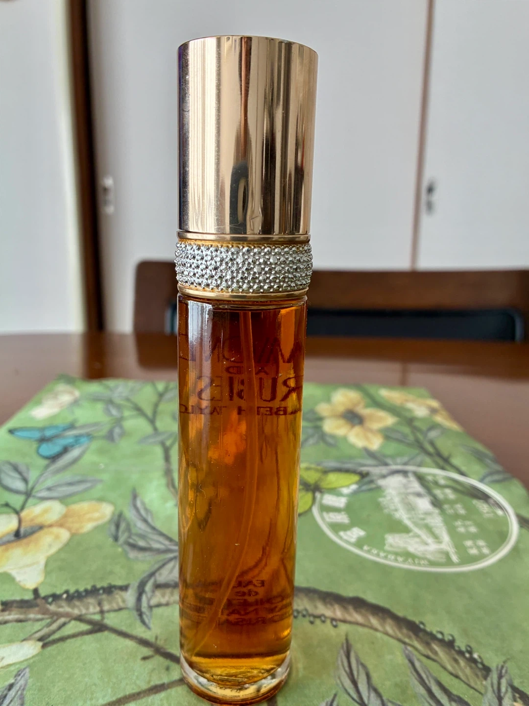 エリザベス・テイラー ダイアモンド&ルビー EDT 50ml 香水の写真4枚目