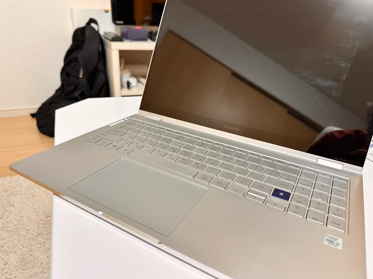 Galaxy book flex 39.6 cm Core™ i3 / 256GB SSDの写真2枚目