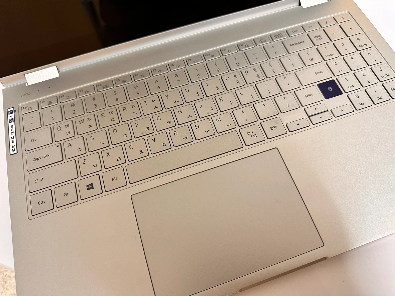 Galaxy book flex 39.6 cm Core™ i3 / 256GB SSDの写真3枚目