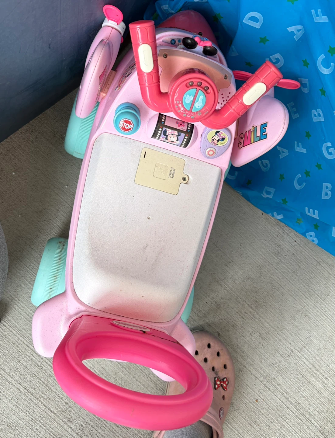 ミニーマウス 乗用玩具 飛行機の写真2枚目
