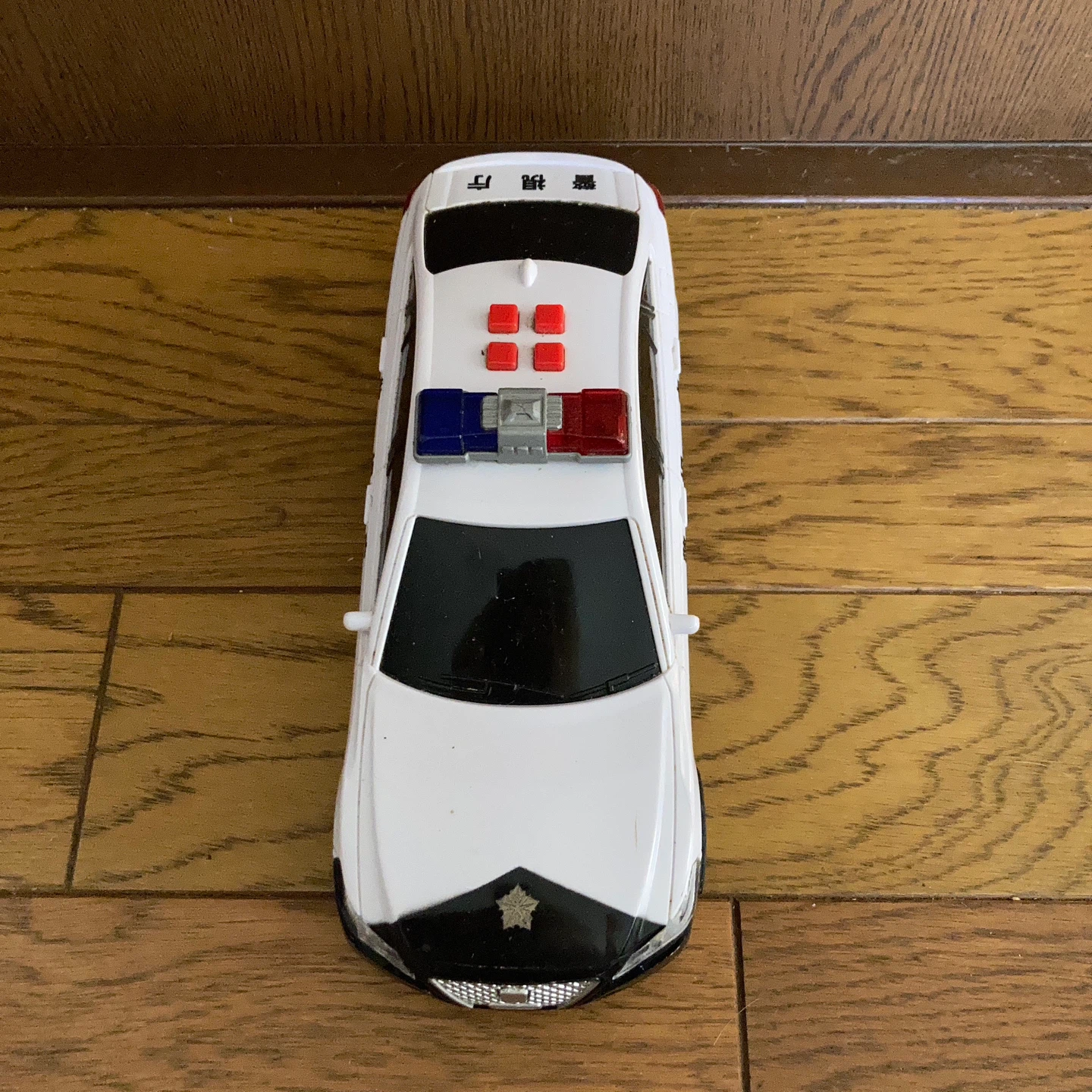 パトカー ミニカー 警視庁仕様