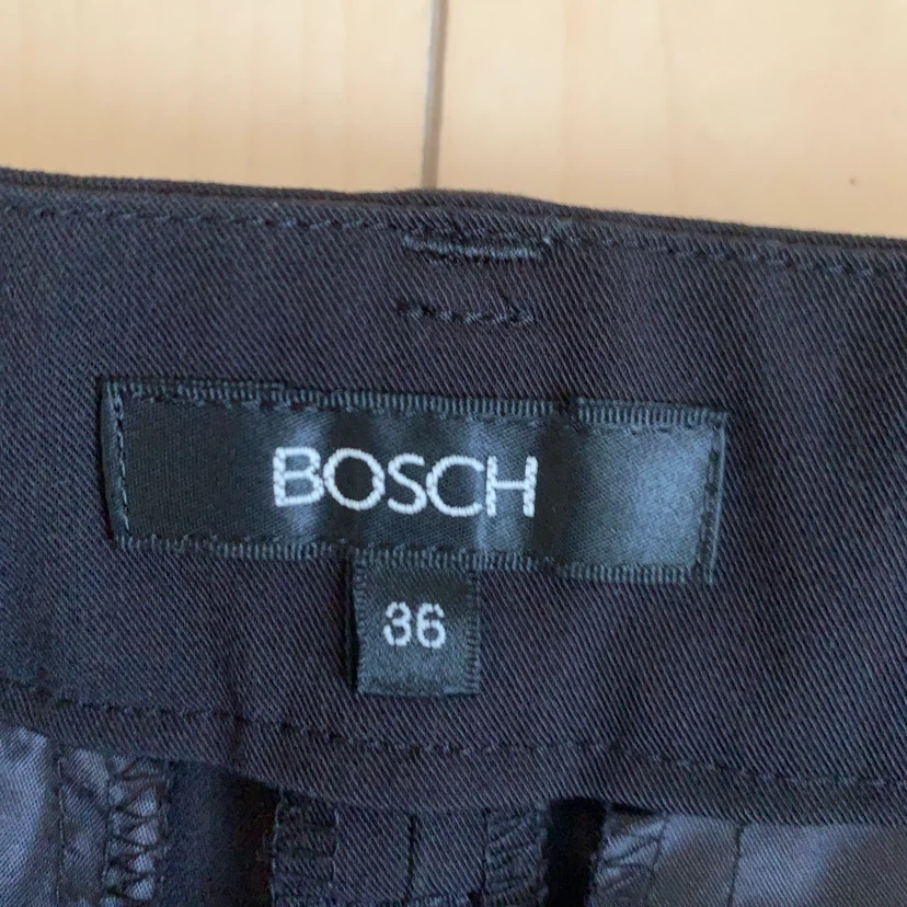 ボッシュ ワイドパンツ ブラック 36サイズの写真2枚目