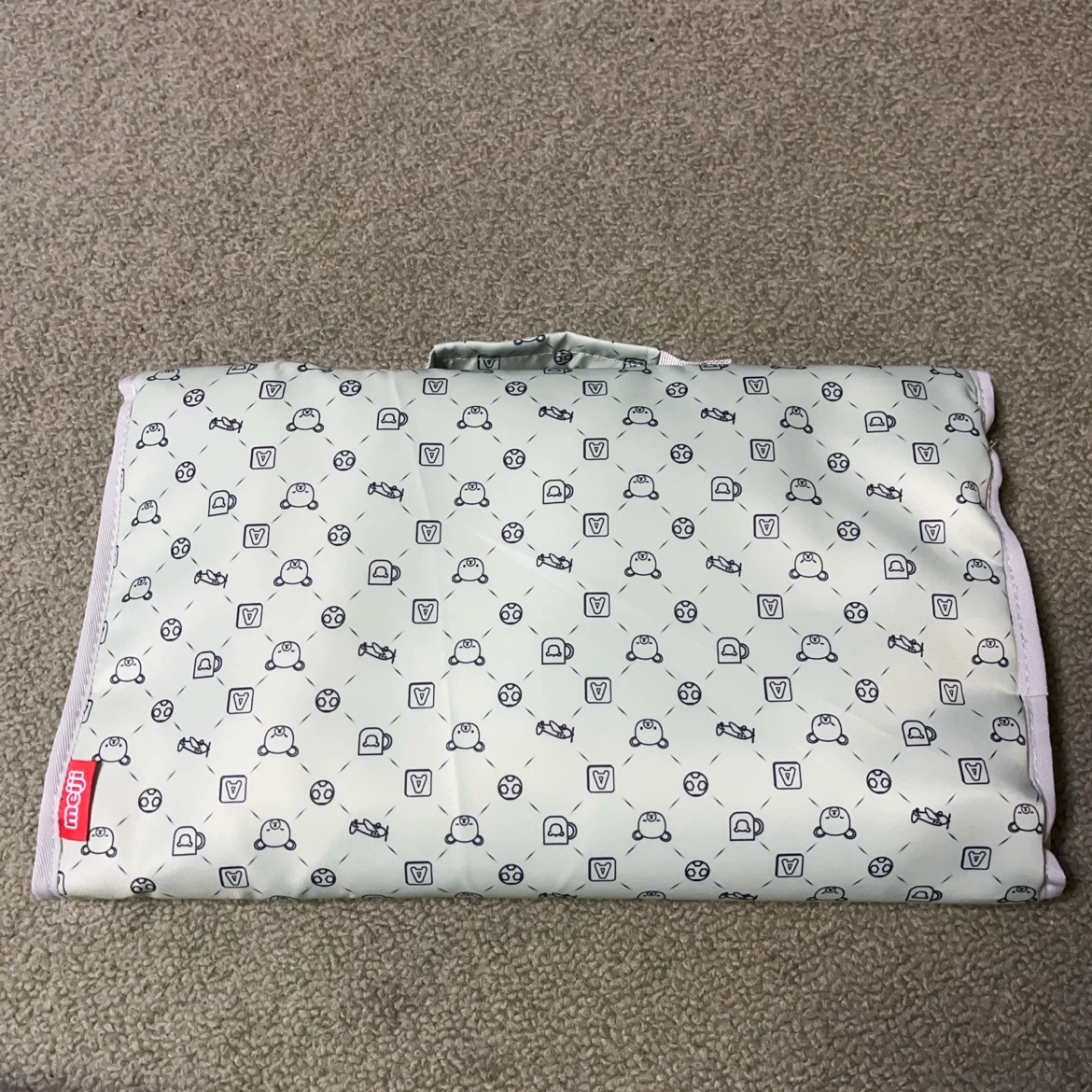 携帯用おむつ替えシート