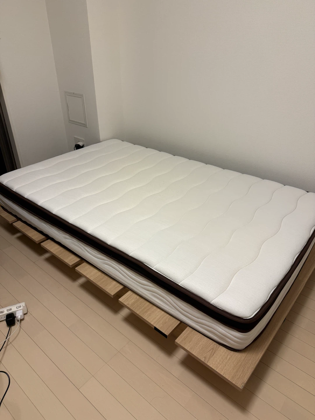 RASIK ステージベッド セミダブル コンセント付（マットレスなし）