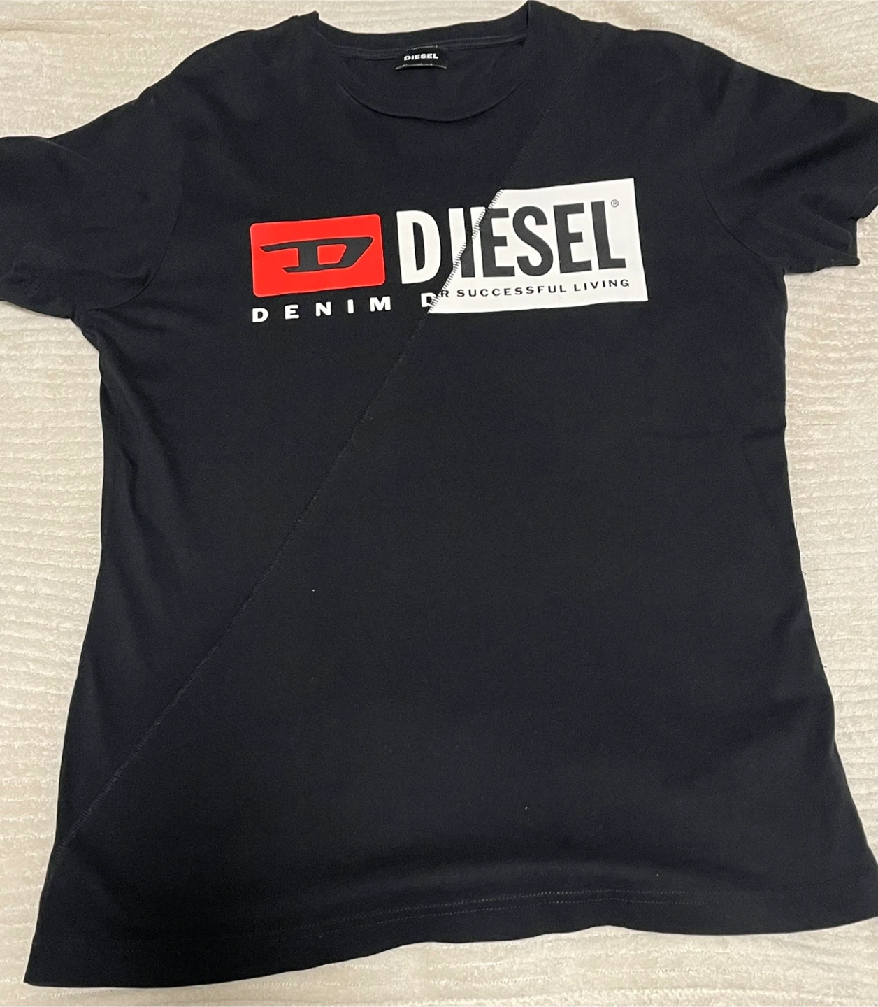 ディーゼル Tシャツ 黒 Mサイズの写真4枚目