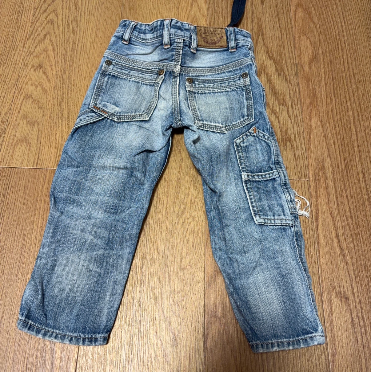 ベビーギャップ デニムパンツ 95cmの写真2枚目