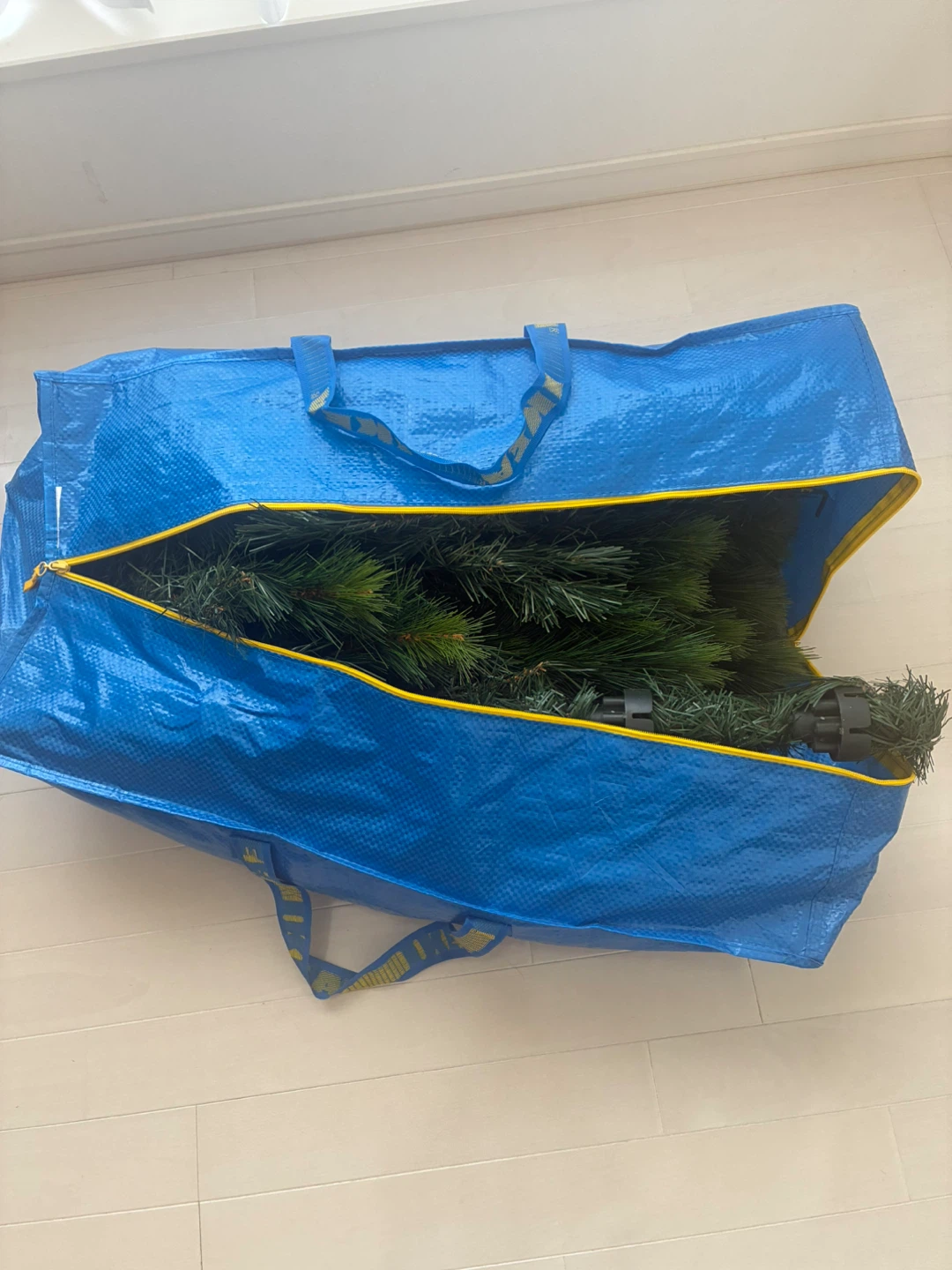 クリスマスツリー 組立式 収納袋付きの写真4枚目